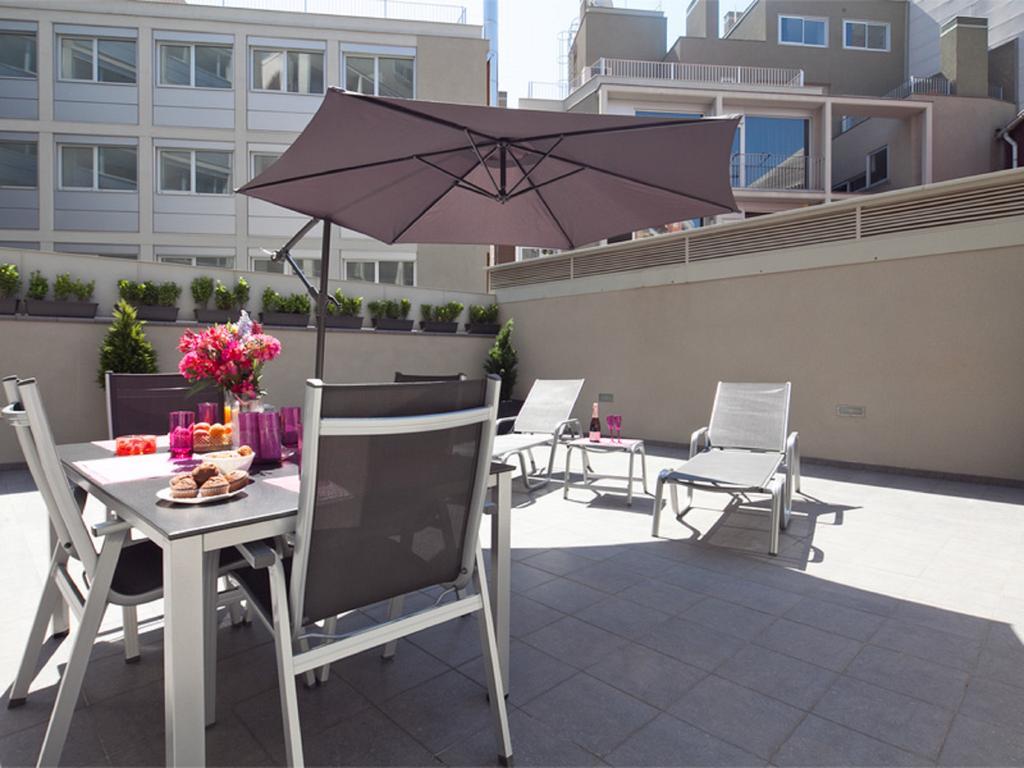 Charmsuites Paralel Barcelona Exterior photo